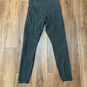 Athleta Women’s Gray Solid Ankle Leggings Regular Size M